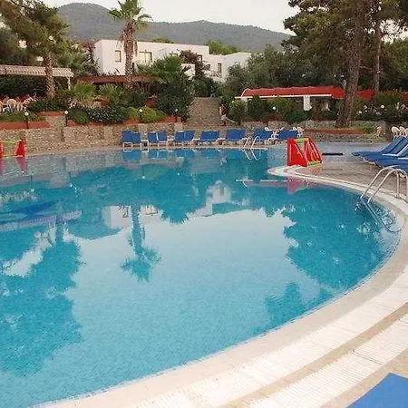 Onura Village Hotel 3*